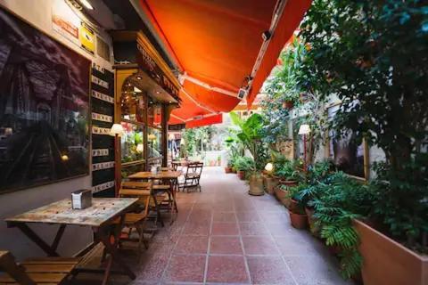 Charming 2 Bedroom In The Heart Of Apartamento *
