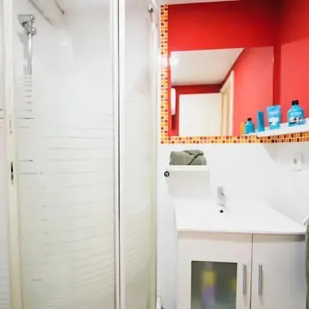 Charming 2 Bedroom Apartment In The Heart Of Seville Exterior photo