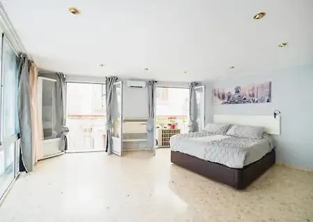 Charming 2 Bedroom Apartment In The Heart Of Seville Exterior photo
